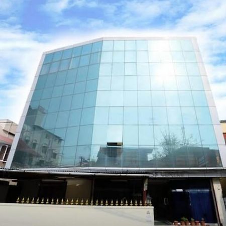 Hotel Gamas Inn Thiruvananthapuram Ngoại thất bức ảnh