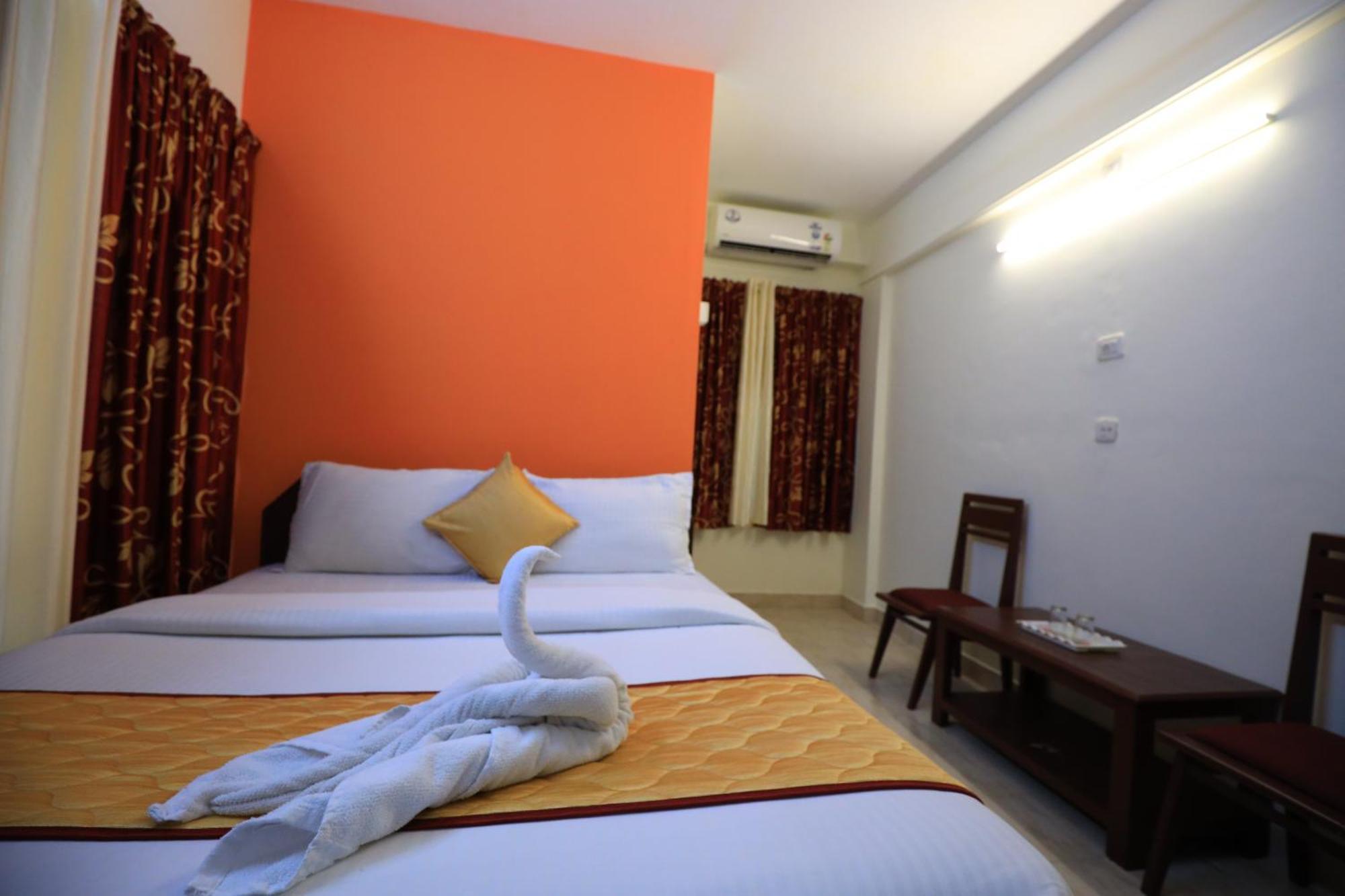 Hotel Gamas Inn Thiruvananthapuram Ngoại thất bức ảnh