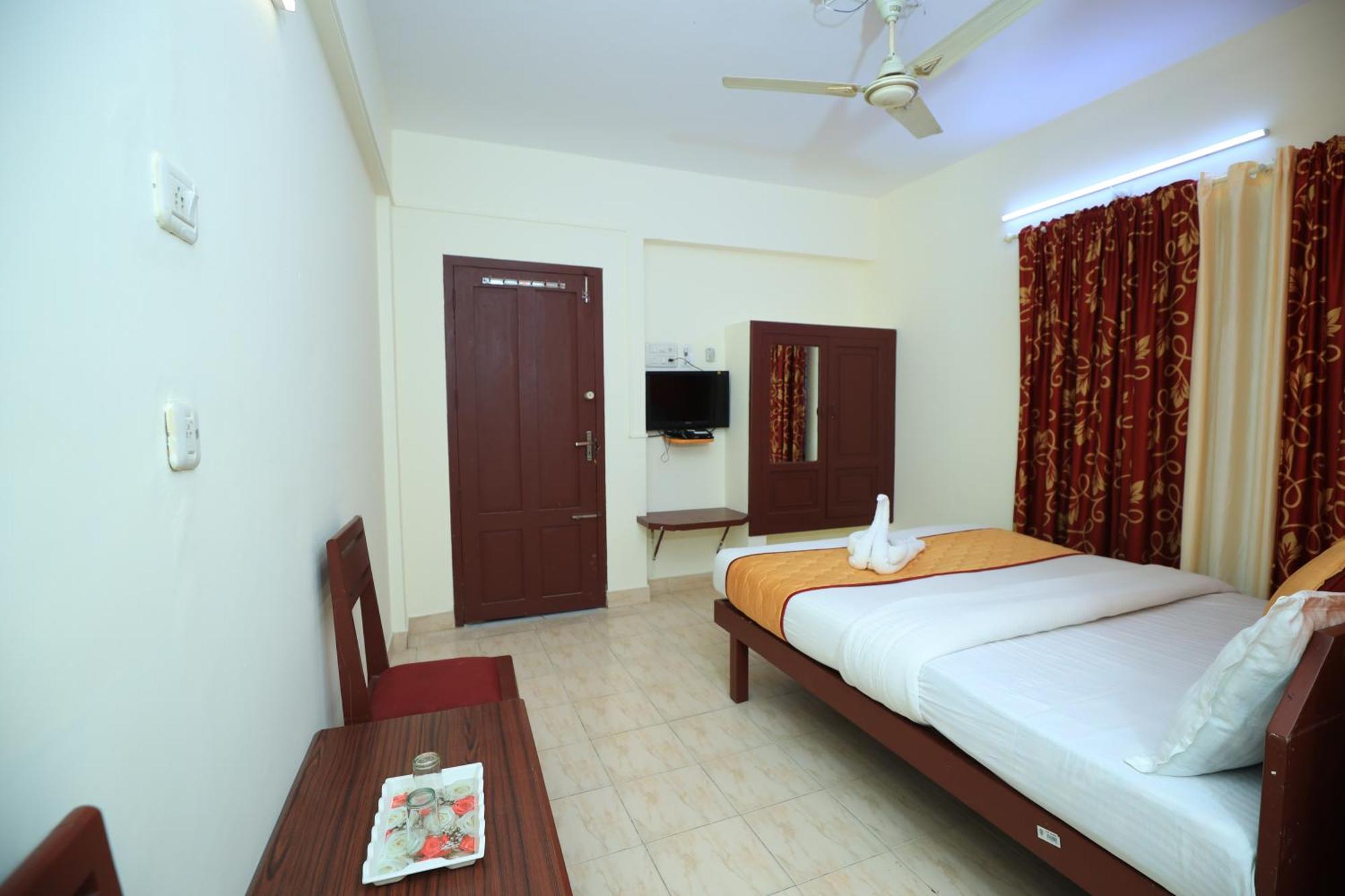 Hotel Gamas Inn Thiruvananthapuram Ngoại thất bức ảnh