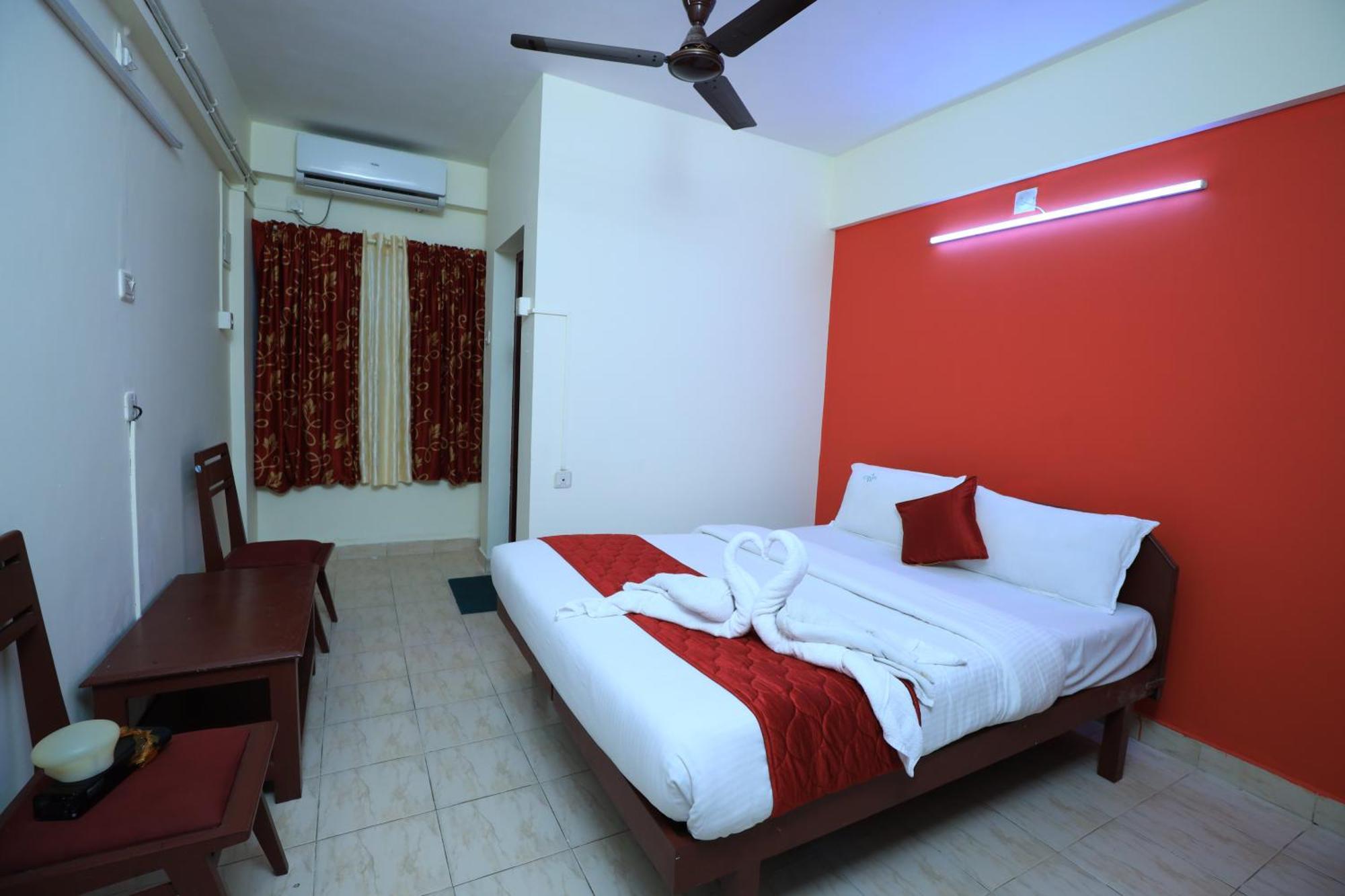 Hotel Gamas Inn Thiruvananthapuram Ngoại thất bức ảnh